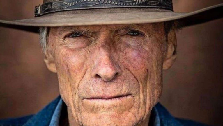 Clint Eastwood, 93, makes rare appearance, worrying fans with “so different” look – “he’s unrecognizable”