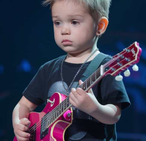 A First-Grader Shocks Everyone with a Johnny Cash Classic, You Wont Believe This Voice! 