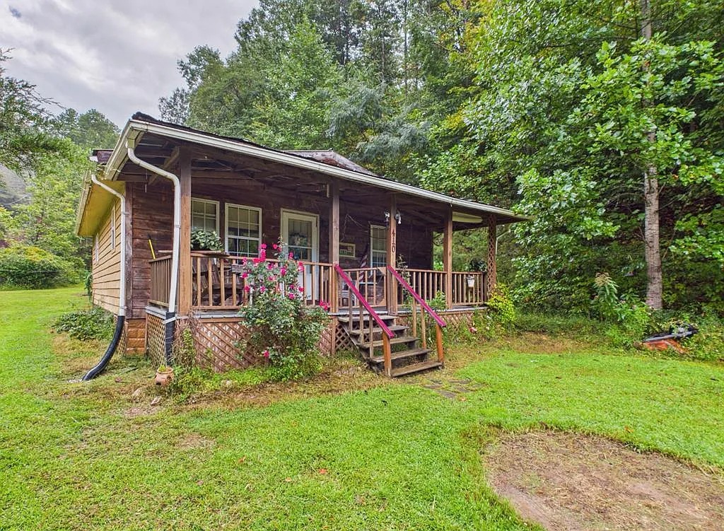 Wooded Cabin Retreat with 40 Acres