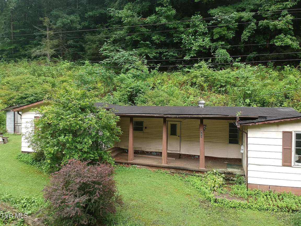 Your Private 4.91-Acre Homestead Awaits