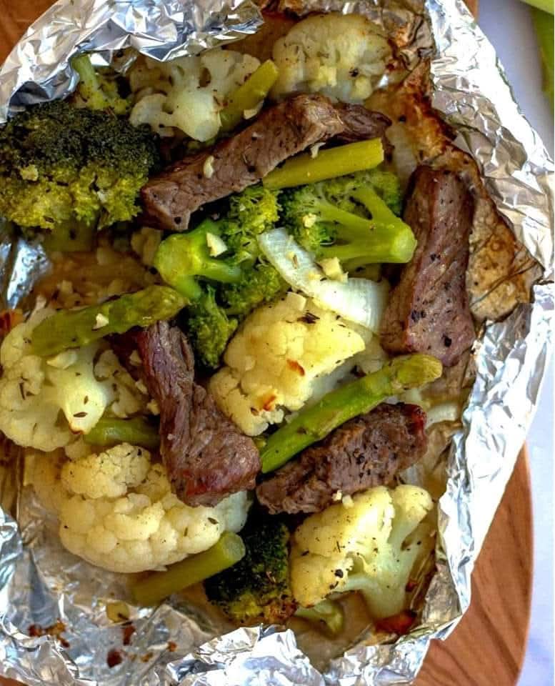 Garlic Butter Steak and Veggie Foil Packets