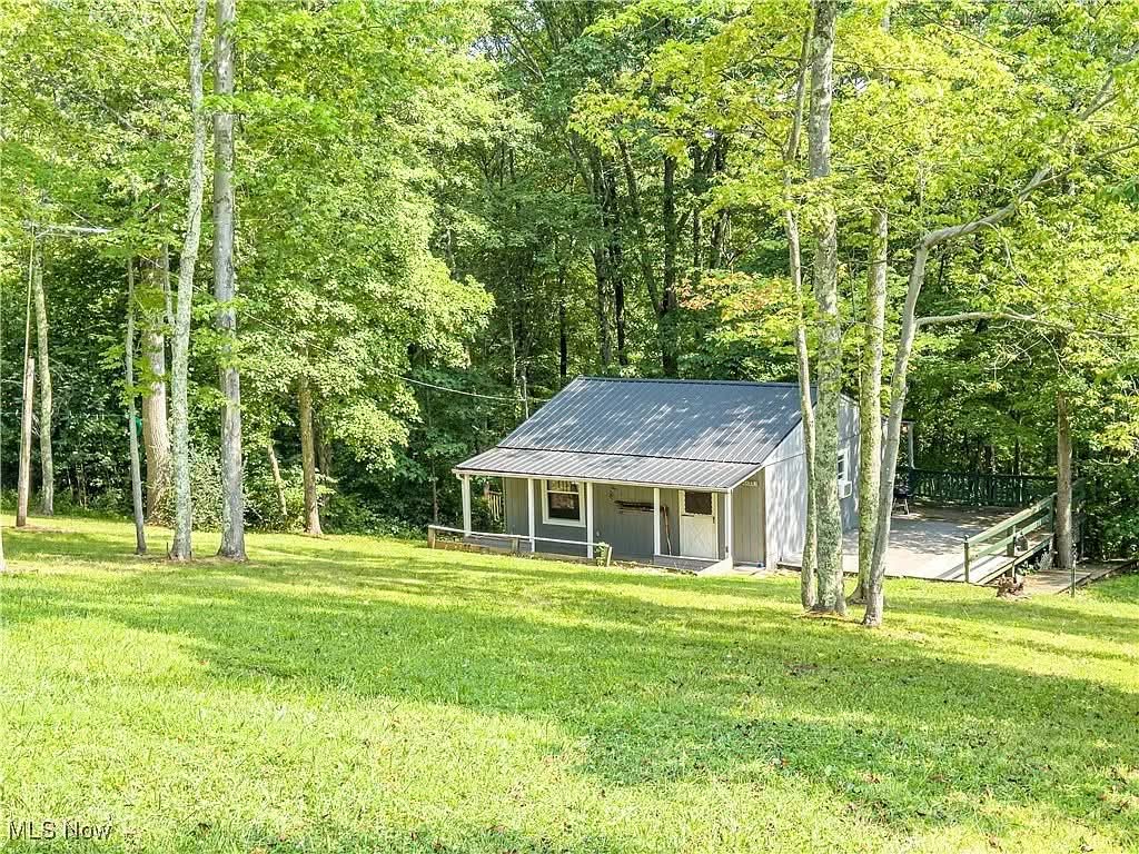 Cabin with 28.33 Acres in Ohio