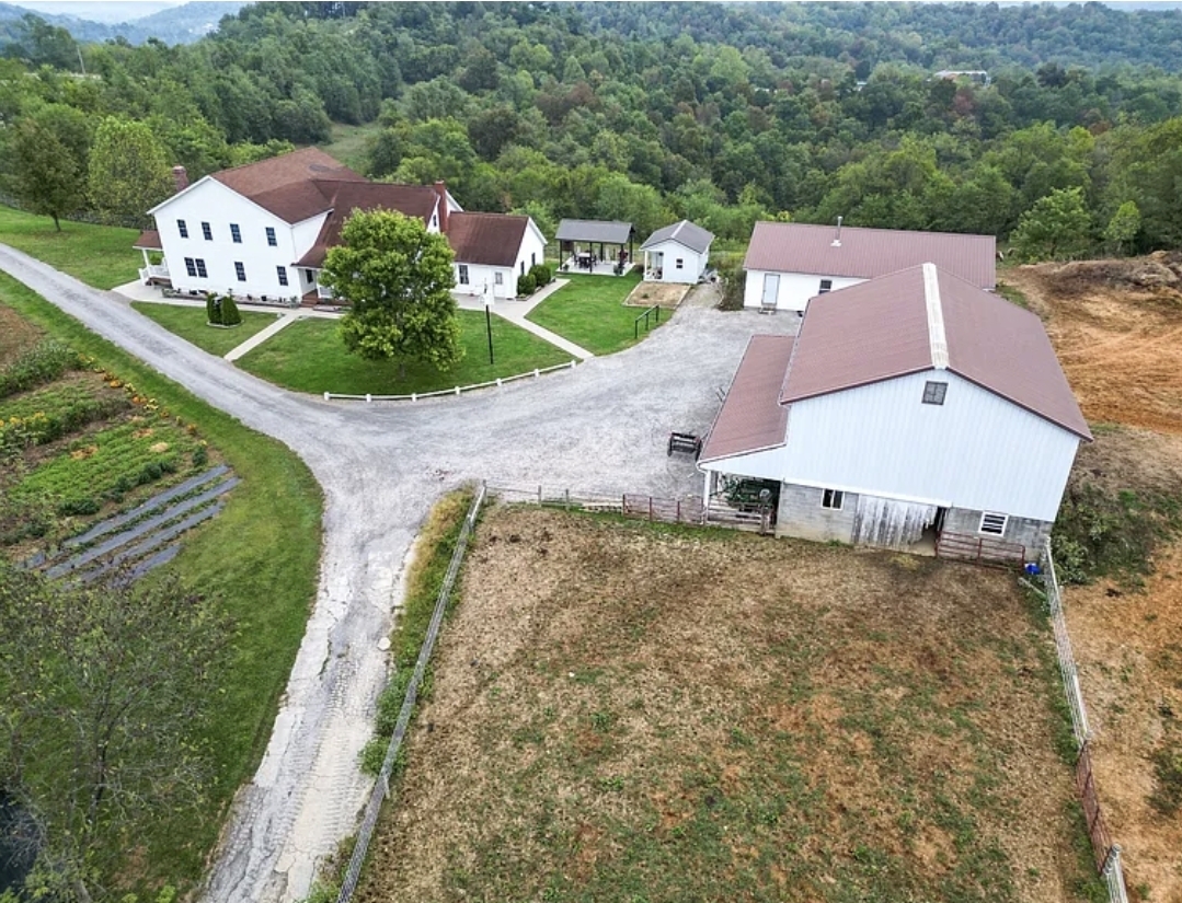 A Expansive 76-Acre