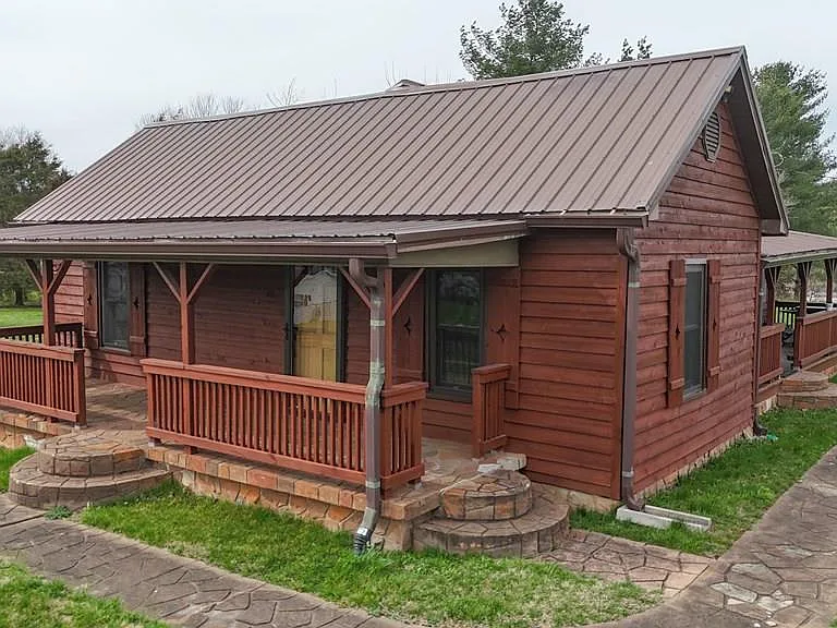 2 beds, 1 baths, Charming Rustic Ranch Home