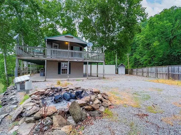 Tranquil Riverfront Home with Scenic Views and Private Setting 2 beds 2 baths
