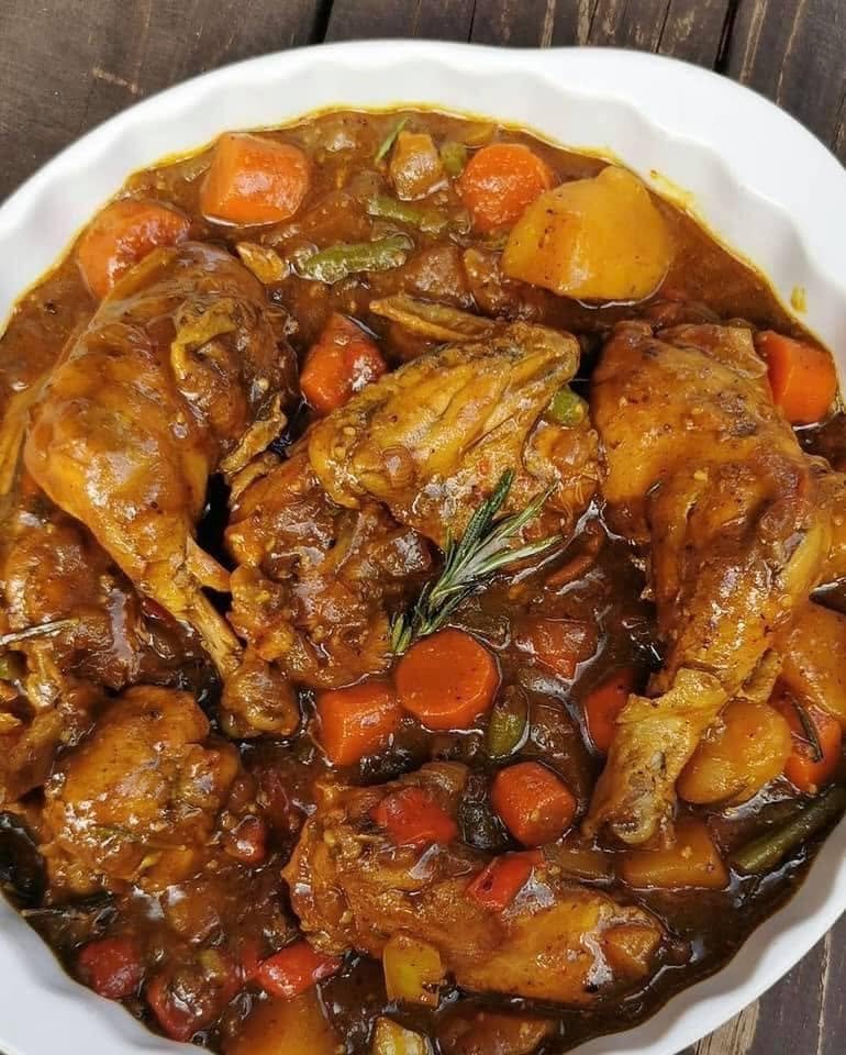 Hearty Chicken and Vegetable Stew with Potatoes and Carrots