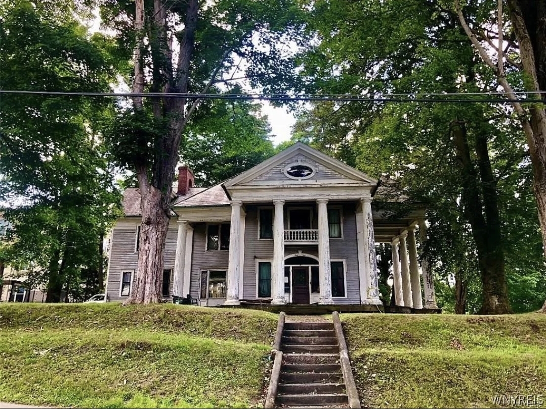 Spacious 7-Bedroom Home with 3,344 SqFt for $69,900.