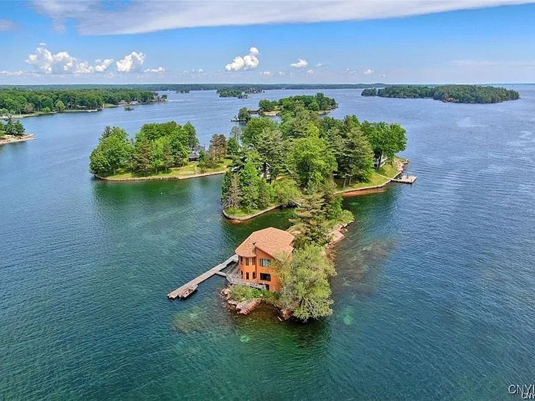 4-Bedroom Private Island Home with a Dock and Stunning River Views